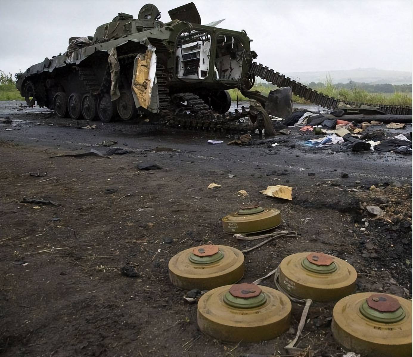 全歼美械装甲分队<strong></p>
<p>币安交易所</strong>,俄全线突破,乌顿巴斯调援兵,西方雇佣兵涌入