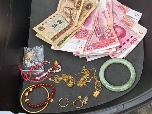 男子对前妻动起“歪脑筋”<strong></p>
<p>币安网交易所</strong>,潜入其家中……上海警方:刑拘