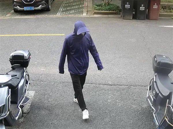 男子对前妻动起“歪脑筋”<strong></p>
<p>币安网交易所</strong>,潜入其家中……上海警方:刑拘