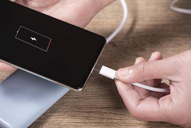 有时竟可以“超长待机” 手机1%的电量到底能用多久<strong></p>
<p>币安的比特币</strong>?