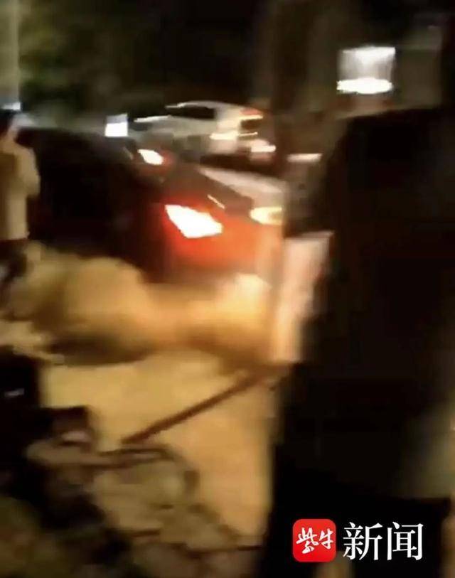 江苏苏州一男子炫车技失控撞上烧烤摊<strong></p>
<p>币安官方网站</strong>!二审宣判