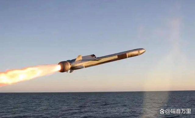 顿巴斯前线被打穿<strong></p>
<p>币安官方网站</strong>,10万乌军临阵脱逃!泽连斯基索要“战斧”导弹