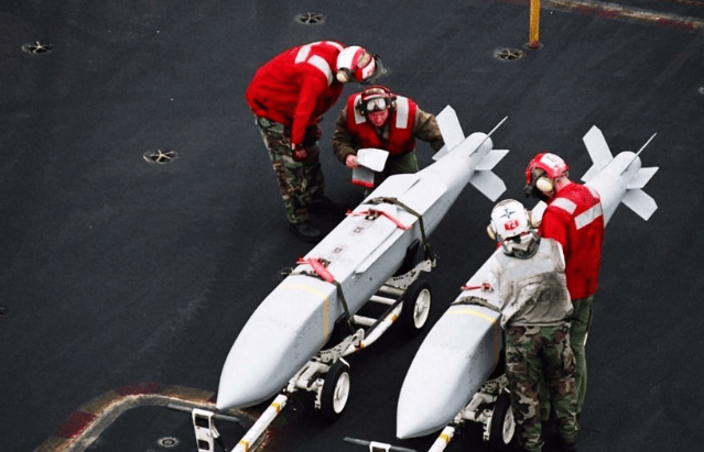 中方强烈反对!千架无人机将运往台岛!中方反制<strong></p>
<p>币安市值</strong>,大批美企被赶出