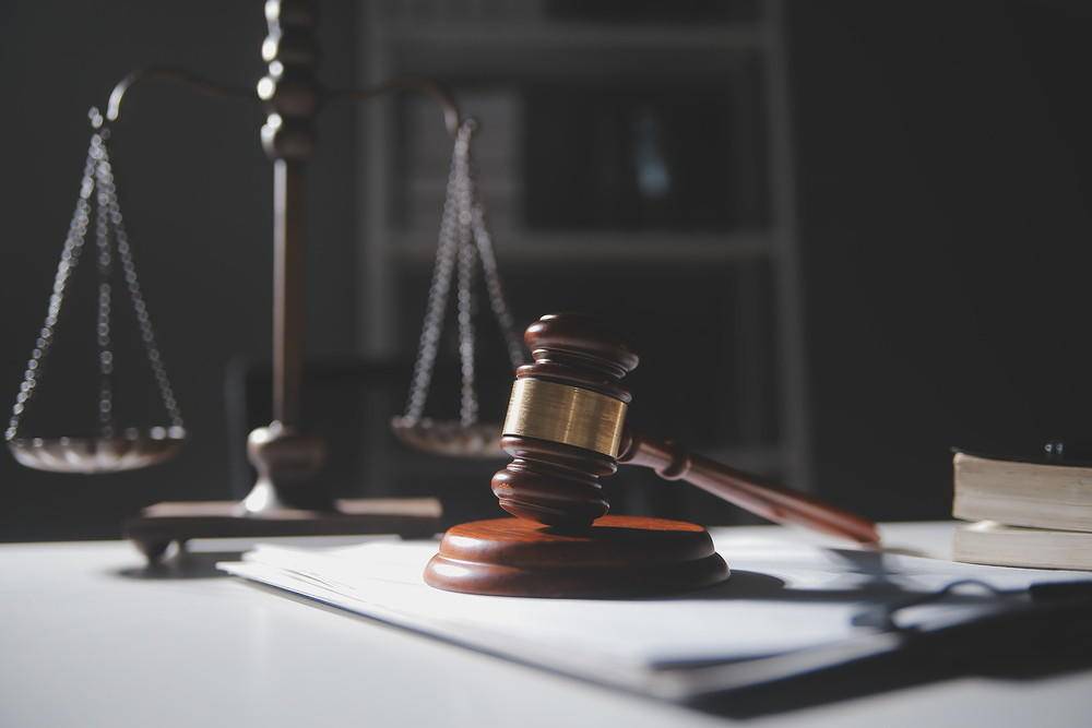 厦门一五金厂老板“卖零件”给外籍客户<strong></p>
<p>币安老板</strong>,被控非法制售枪支 有客户曾称是电池盒