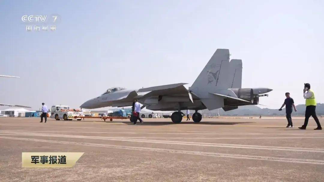 6型侧卫齐聚珠海<strong></p>
<p>币安eth</strong>!歼-16和苏-35S孰强孰弱?歼-15T才是最强侧卫?