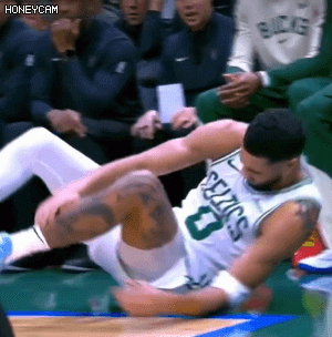 硬扛字母哥垫脚“绝招”<strong></p>
<p>币安有哪些币</strong>，“铁人”塔图姆赛后怒喷裁判