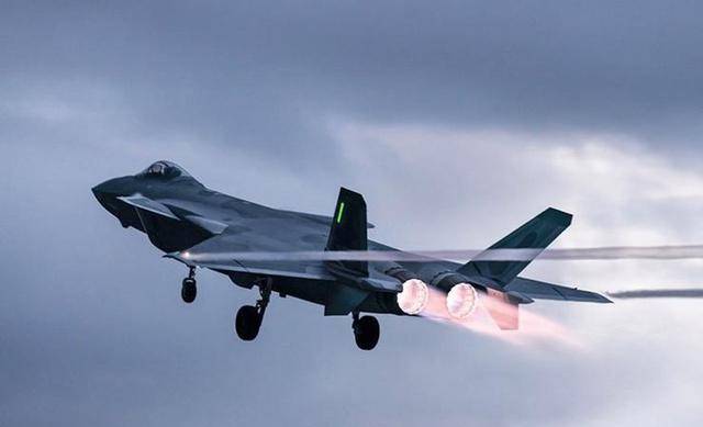 俄罗斯真实在!苏57拆下雷达罩<strong></p>
<p>Binance官网</strong>,弹舱打开随便看,背后用意不一般