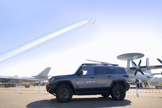 东风猛士科技亮相第十五届珠海航展