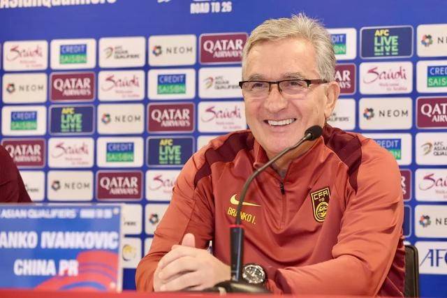 国足今晚客战巴林<strong></p>
<p>币安app最新版</strong>,韩乔生发文:拿1分出线希望大大提升,输了后面可以上“全华班”了