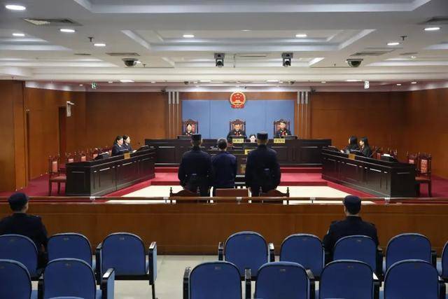 涉案超5200万<strong></p>
<p>币安app最新版</strong>!山东潍坊市综合保税区原党工委副书记、管委会主任徐洪吉一审获刑16年