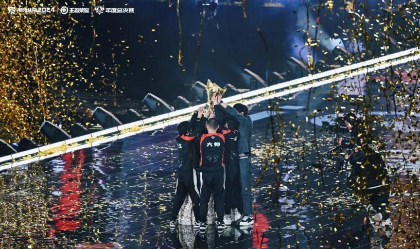 现场超3万人<strong></p>
<p>币安币商</strong>!昨晚北京朝阳这里有场顶级电竞赛