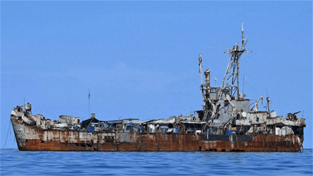 中国突然松口？菲律宾船光明正大<strong></p>
<p>安币资本</strong>，向仁爱礁破船运补了