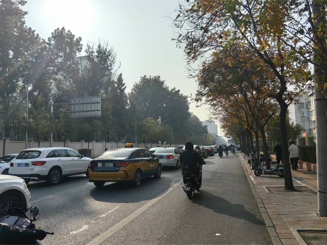 “都挺守规矩<strong></p>
<p>安币资本</strong>，就是过不去……”北京这个路口能优化吗？