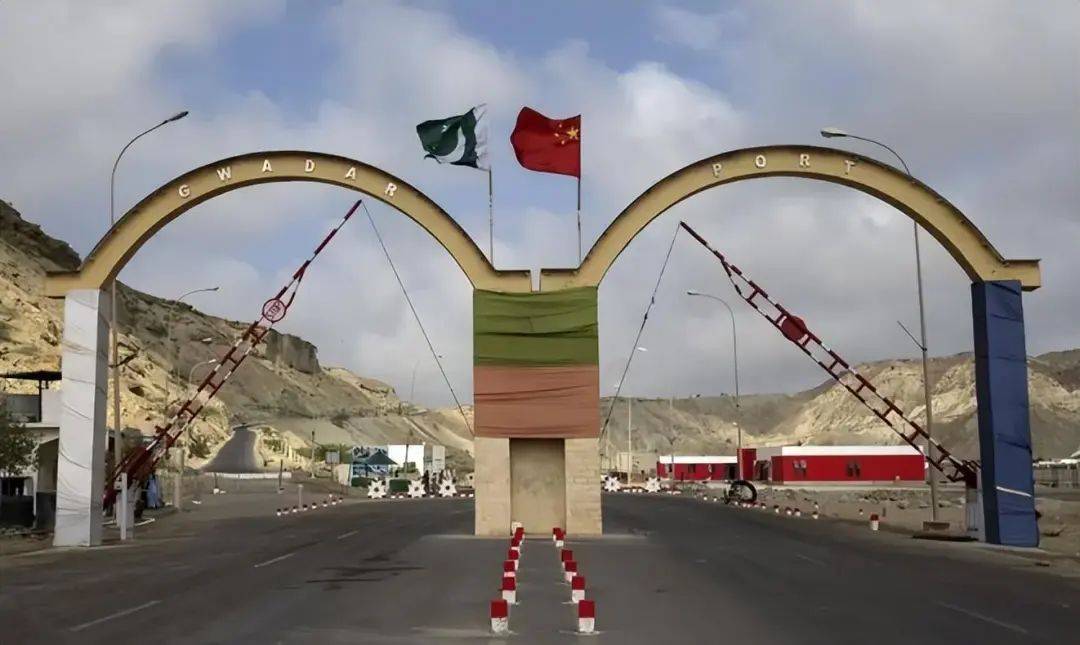 解放军抵达当晚<strong></p>
<p>币安结算</strong>,不到24小时,巴基斯坦宣布出兵,全面进攻境内极端组织