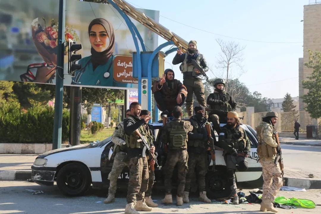 突发<strong></p>
<p>币安网怎么充值</strong>!叙利亚第二大城市阿勒颇沦陷:恐怖分子到处“打卡拍照”!