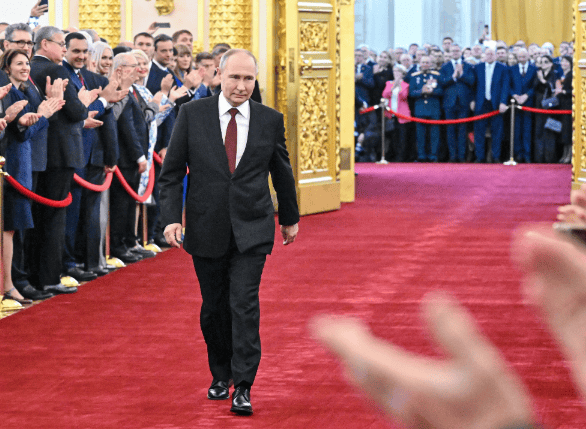 俄政坛大地震<strong></p>
<p>币安汇率</strong>,普京突然登机离国,拉着邻国达成重要合作!果然不简单