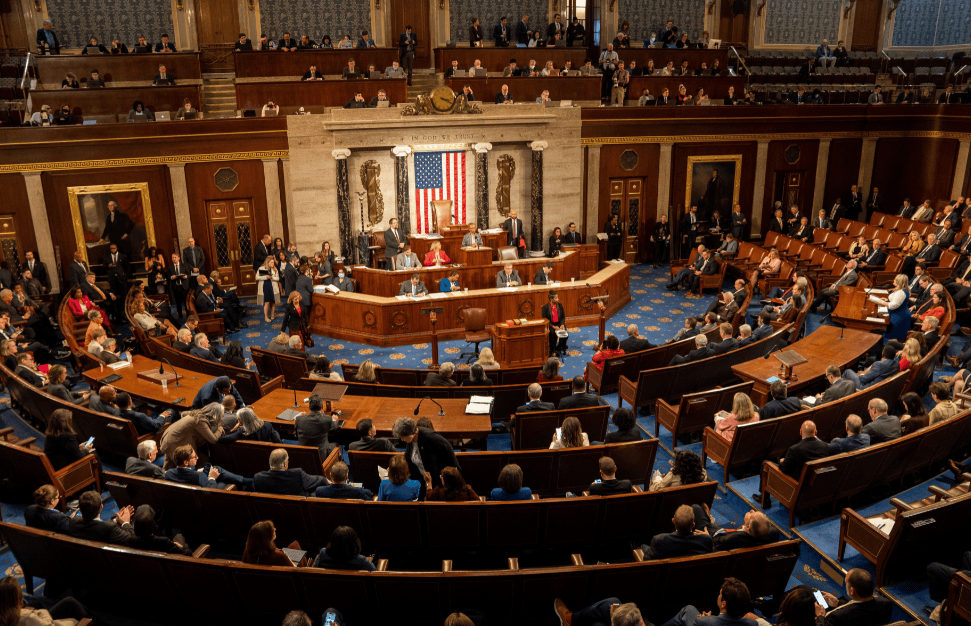 中方拦截成功!拜登万没料到<strong></p>
<p>币安法币交易</strong>,外媒一语道破:美军工遭灭顶之灾