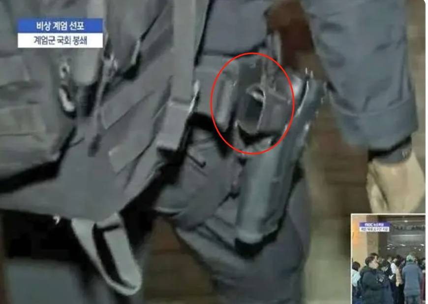 执行戒严却没安弹匣<strong></p>
<p>币安最新消息</strong>,韩国707特种部队是在“配合演出”?