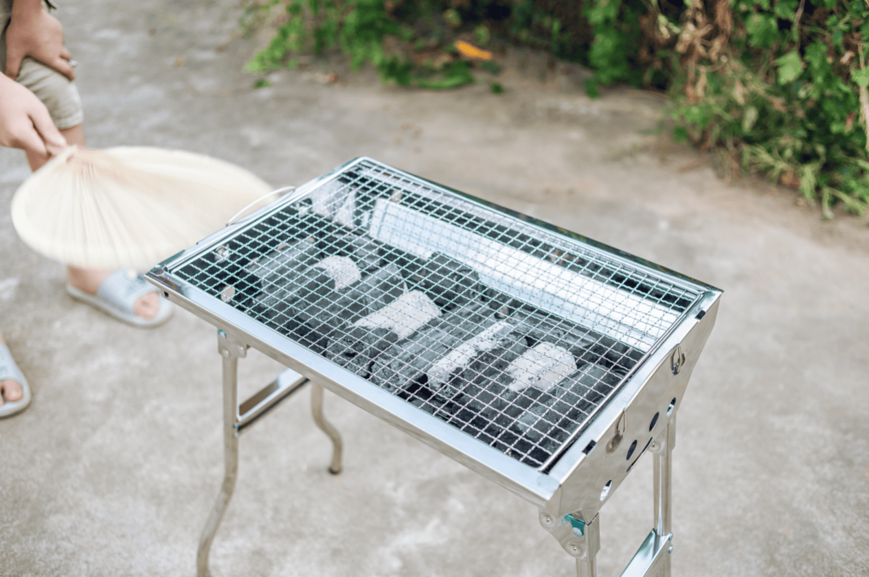 蔚来起诉两烧烤炉公司通风孔像蔚来商标侵权胜诉<strong></p>
<p>币安最新消息</strong>，仍有多家厂商在