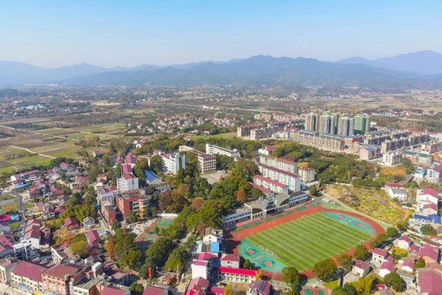 长沙扩充高中学位<strong></p>
<p>币安币线图</strong>，确保2030年“学位等人”