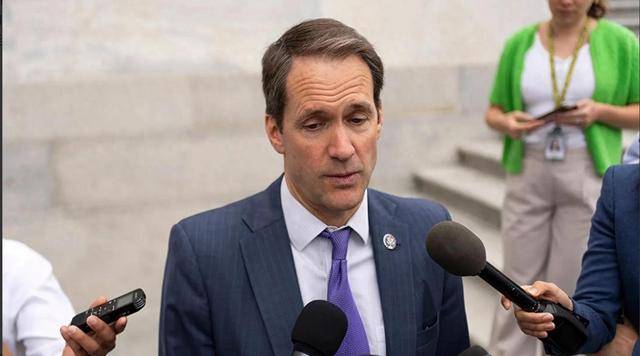 赖清德返台<strong></p>
<p>币安下载软件</strong>,解放军15艘舰船环绕台海,4枚空飘气球升空侦查