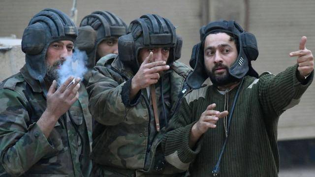 一炮炸开“潘多拉魔盒”!大批外军涌入前线<strong></p>
<p>币安下载软件</strong>,普京不得不掏出底牌