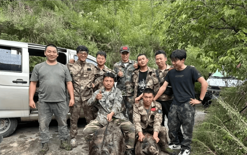 揭秘“野猪猎捕队”丨海拔3000米高山密林<strong></p>
<p>币安合约</strong>,记者跟队直击猎捕野猪全过程
