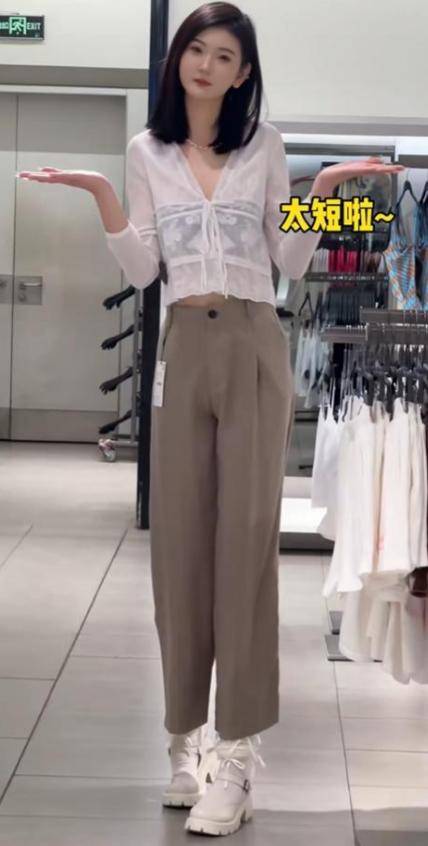 女孩身高2米26貌美如花<strong></p>
<p>币安合约</strong>,妈妈天天发愁:白长这么漂亮,没人敢追