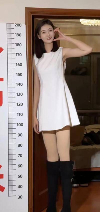女孩身高2米26貌美如花<strong></p>
<p>币安合约</strong>,妈妈天天发愁:白长这么漂亮,没人敢追