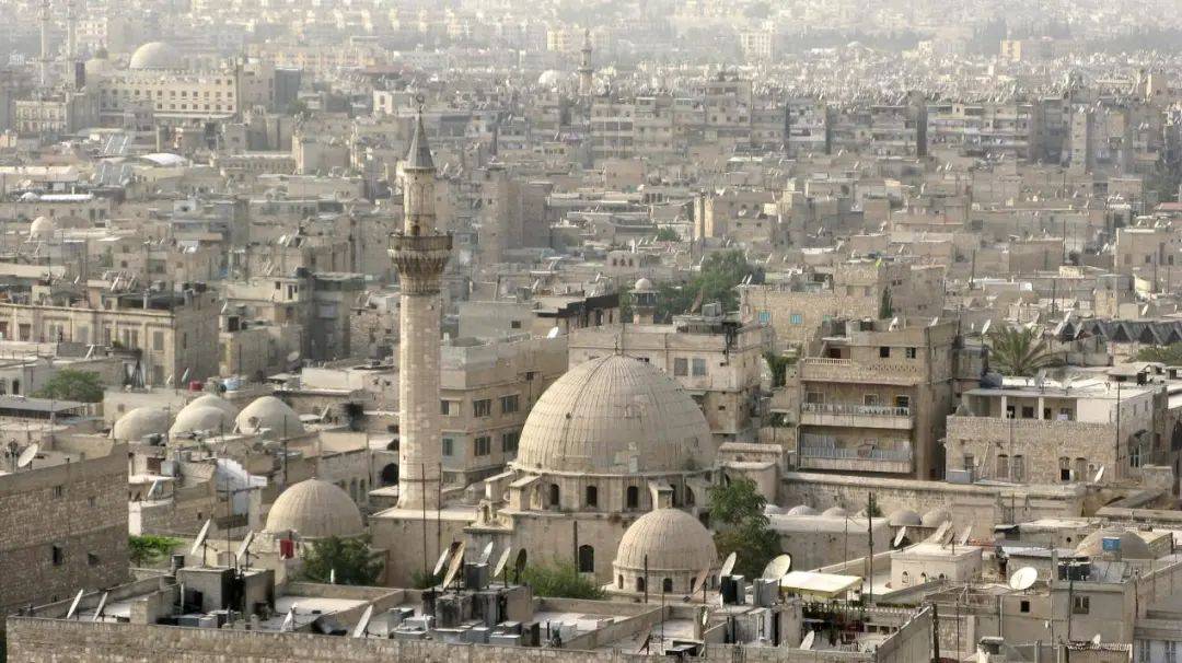 对话叙利亚华人:撤离前<strong></p>
<p>币安合约</strong>,叙利亚朋友约我吃最后一餐