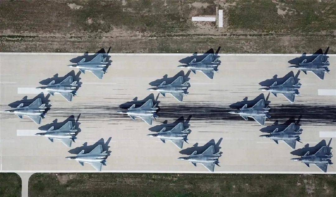 美军情报揭示:中国轰-20即将亮相<strong></p>
<p>货币与币安</strong>,全球空战格局是否迎来颠覆性变化?