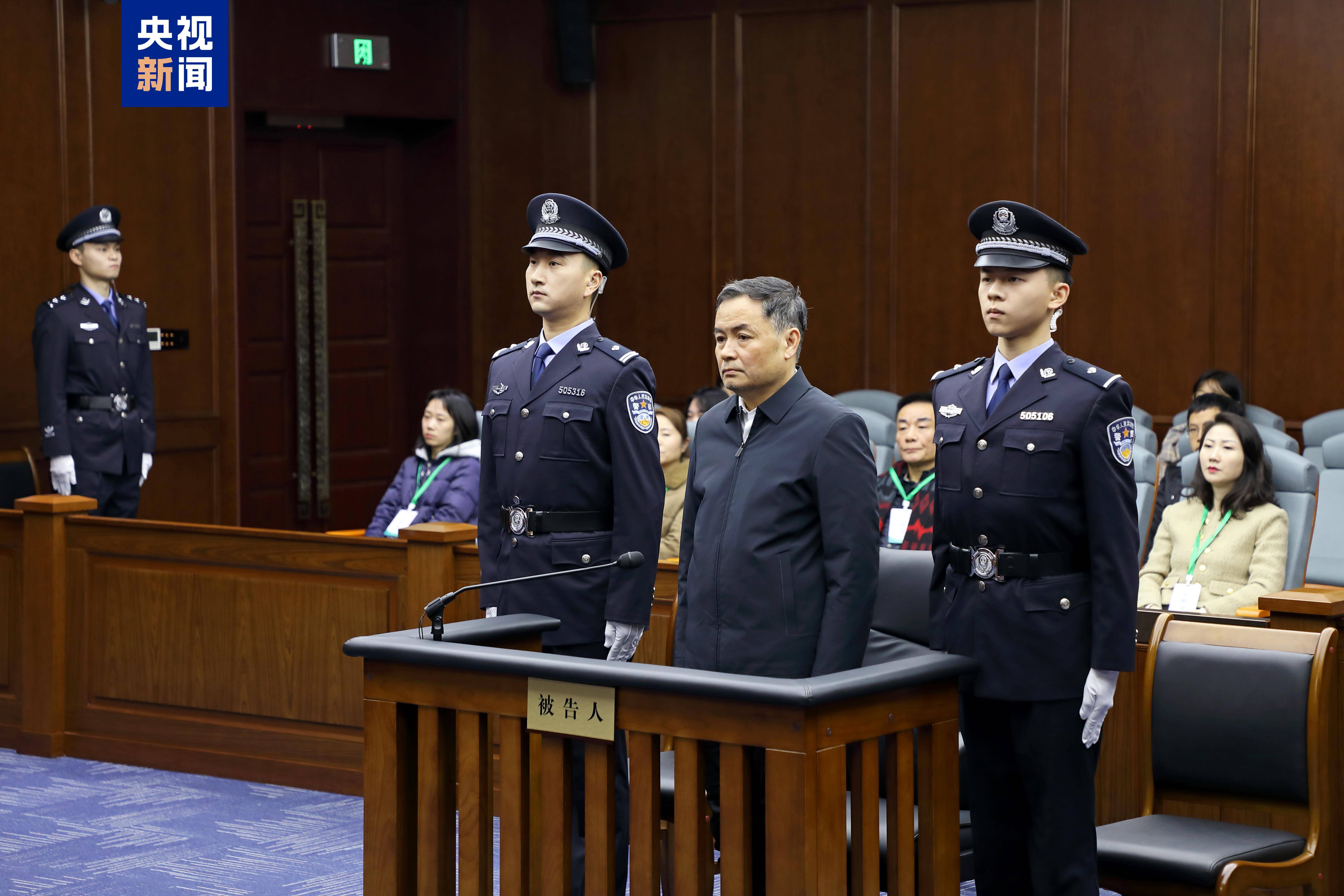 副处级贪到副部级<strong></p>
<p>币安钱包地址</strong>,从财政部“空降”半年就落马,他获刑14年