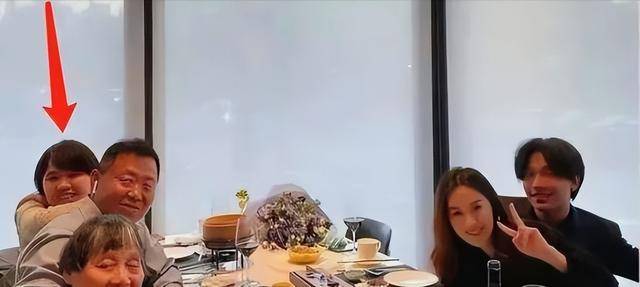 陈坤的儿子已成年<strong></p>
<p>币安钱包地址</strong>,容貌开始显现母亲的基因,像谁可以认得出吗?