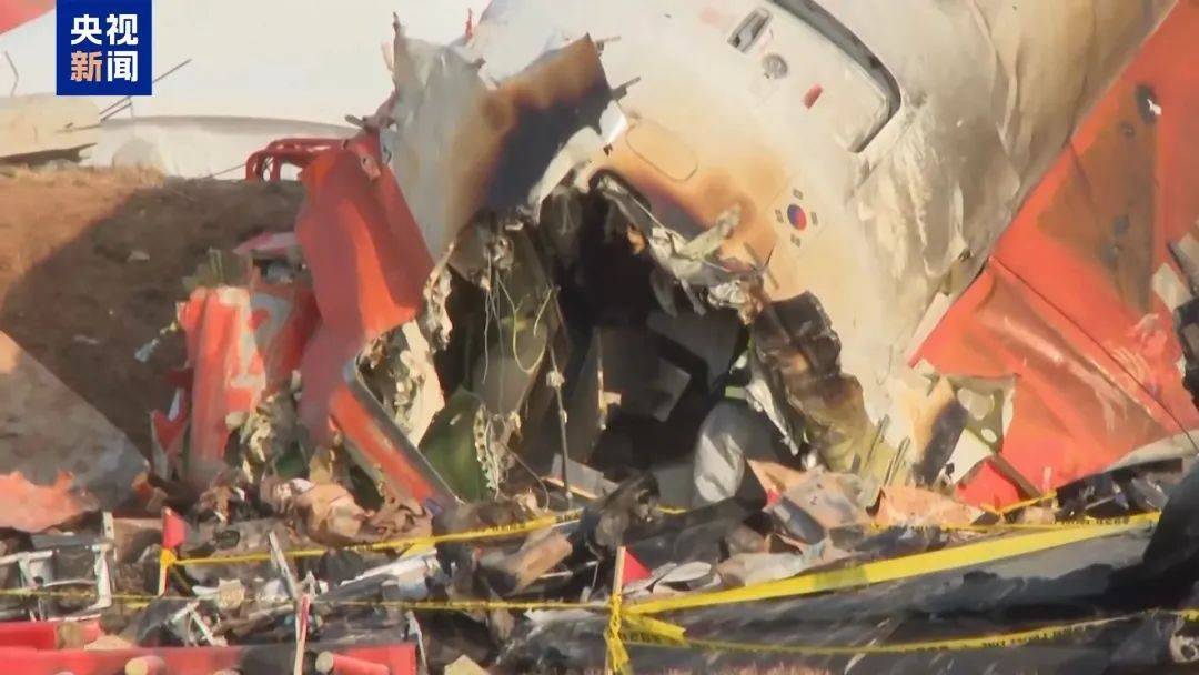 韩国空难机长最后动作曝光<strong></p>
<p>币安比货币</strong>,“他可能一直紧握操纵杆坚持到了最后”!涉嫌职务过失致死,涉事航司高管被禁止出国!调查中飞机残骸再次起火