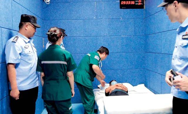 再曝非正常死亡<strong></p>
<p>币安比货币</strong>,“指居”制度何去何从?