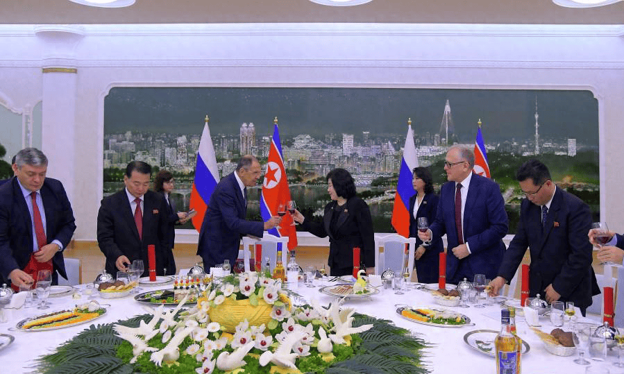 事关俄朝关系<strong></p>
<p>币安币机制</strong>，朝鲜向普京致信，对俄称呼已变，信号不一般