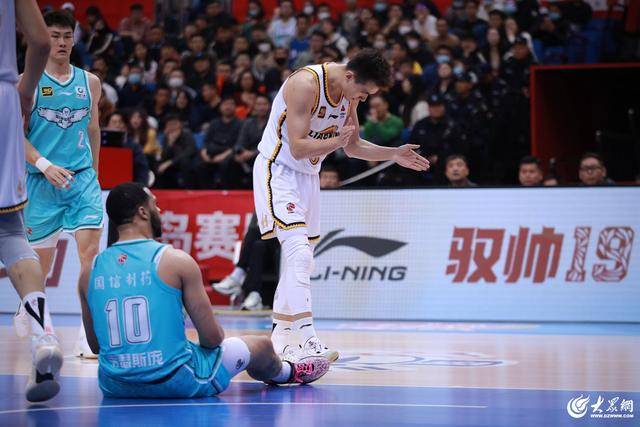 热血沸腾!青岛男篮最后三分钟14-0绝地翻盘<strong></p>
<p>币安交易数字货币</strong>,队史首次单赛季双杀辽宁