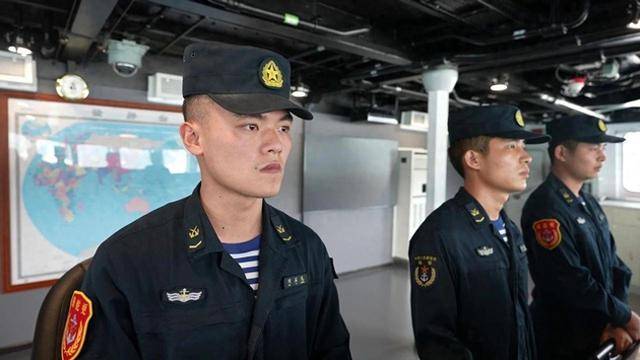 央视曝光:外舰使小计谋<strong></p>
<p>币安交易数字货币</strong>,插队混入山东舰编队,055果断出击