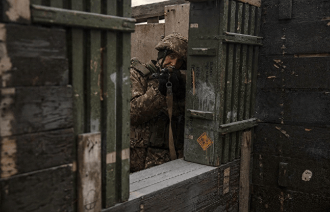 俄军不用打了?乌克兰一夜变天!泽连斯基再不收手就晚了<strong></p>
<p>币安交易数字货币</strong>,信号不简单