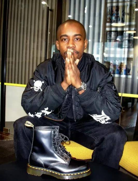 破产15年后<strong></p>
<p>币安交易数字货币</strong>,这个九死一生的品牌被收购了丨一周时尚大事件