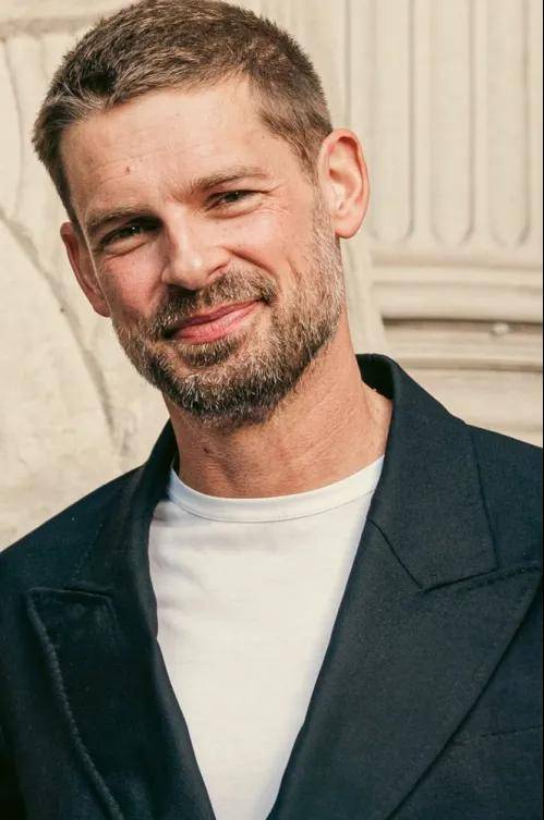 破产15年后<strong></p>
<p>币安交易数字货币</strong>,这个九死一生的品牌被收购了丨一周时尚大事件