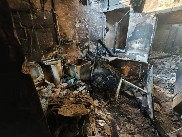 离谱!北京一女子电热毯起火后换房接着睡<strong></p>
<p>币安客服电话</strong>,烧毁一排房屋……