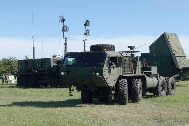 央视曝光解放军演习:坦克和机器狗集群攻击<strong></p>
<p>币安客服电话</strong>,美军给岛内提了个醒