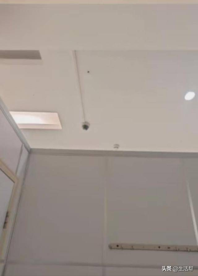 女子称三甲医院放射科更衣室有摄像头<strong></p>
<p>币安币交易平台</strong>,医院:用于拍摄机房门口,考虑安装隔板消除误会