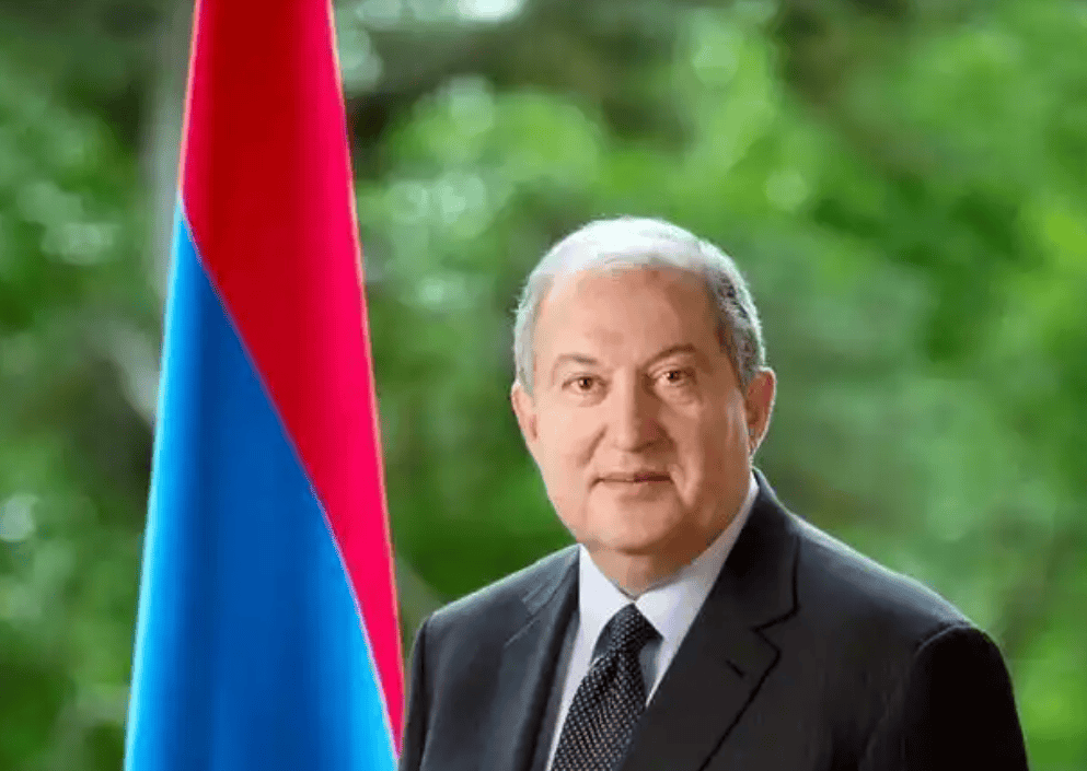 乌克兰传来重大噩耗！泽连斯基一声令下<strong></p>
<p>币安币交易平台</strong>，6万人连夜逃跑，局势生变