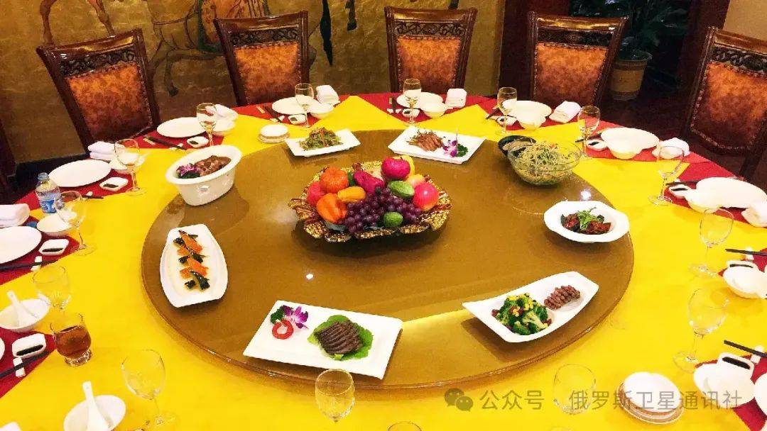 俄专家：中餐完美适应当代俄罗斯人的需求