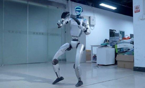 宇树科技最新动态:机器人算法已升级<strong></p>
<p>币安体验贷</strong>,任意舞蹈随便跳!